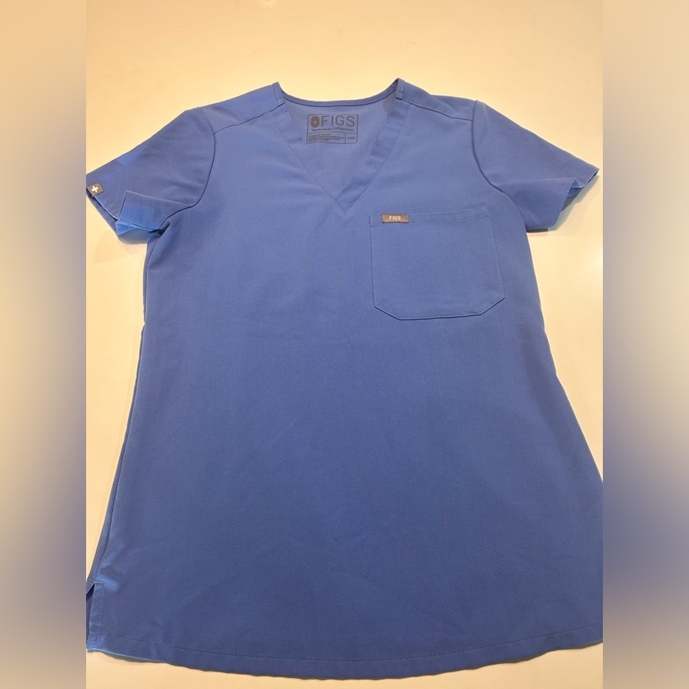 Figs. Ceil blue. Perfect condition. Size xxs